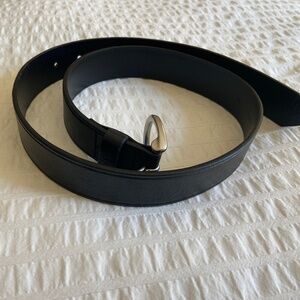 Madewell perfect leather belt in black XS